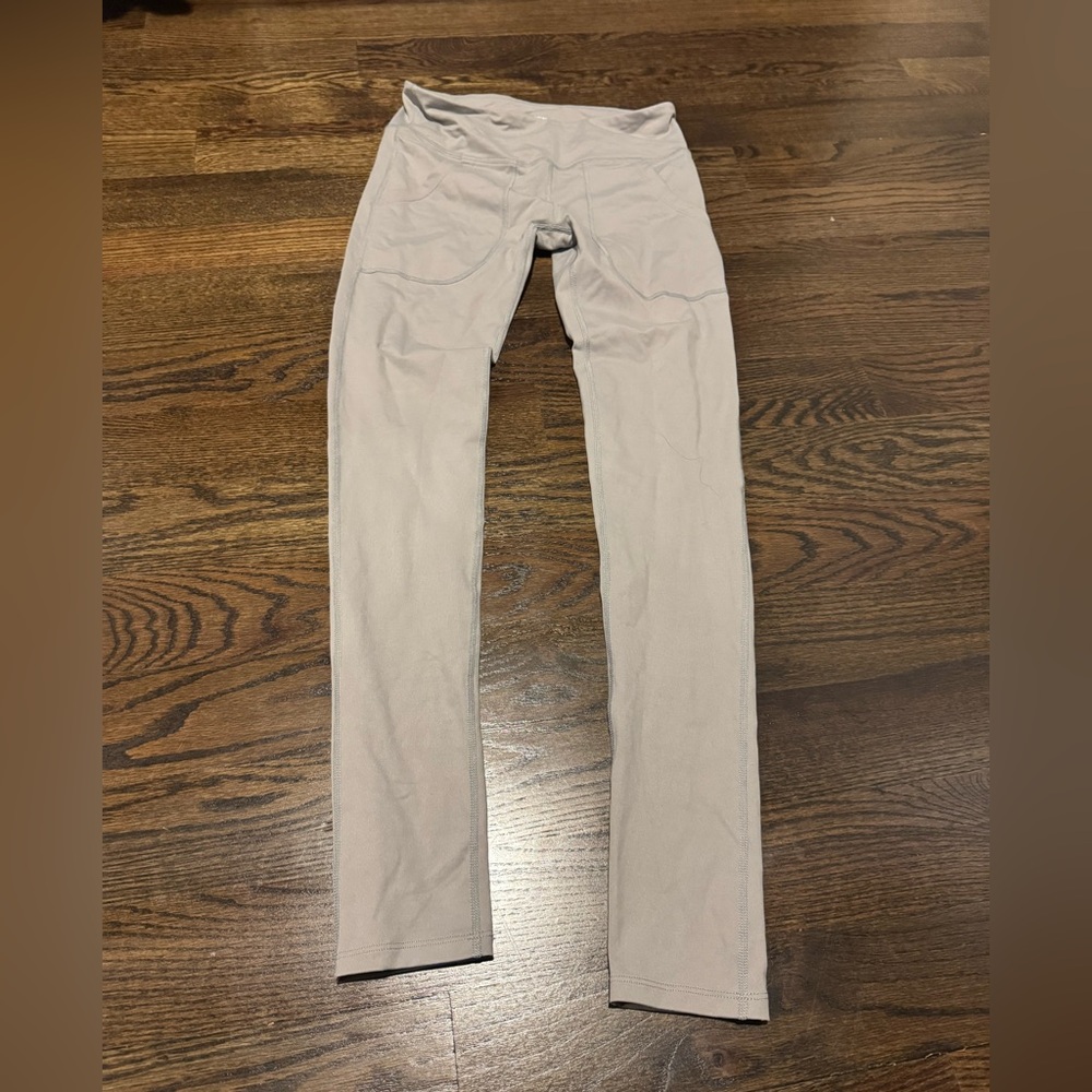 Colosseum leggings small